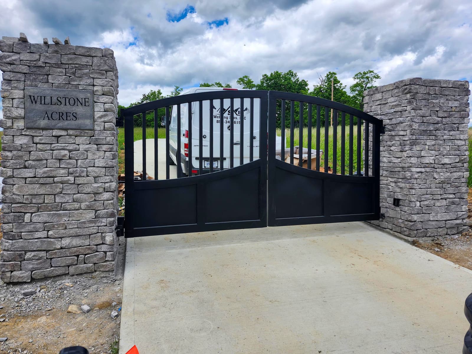 LiftMaster Swing vs. Slide Gate Operators: How to Choose the Right Series