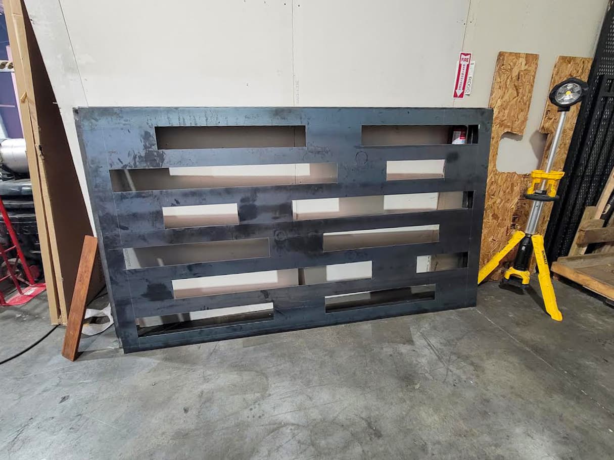 The Benefits of Custom Fabricated Gates vs. Prefabricated Gates