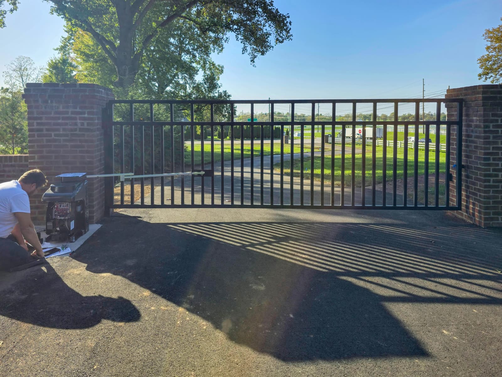 LiftMaster Swing vs. Slide Gate Operators: How to Choose the Right Series