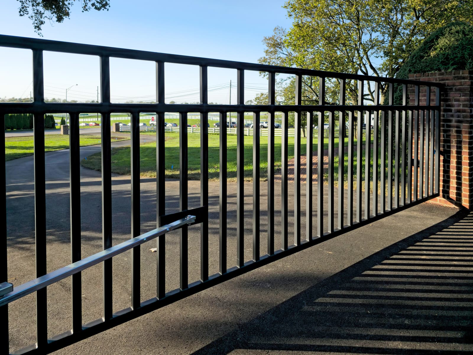 LiftMaster Swing vs. Slide Gate Operators: How to Choose the Right Series