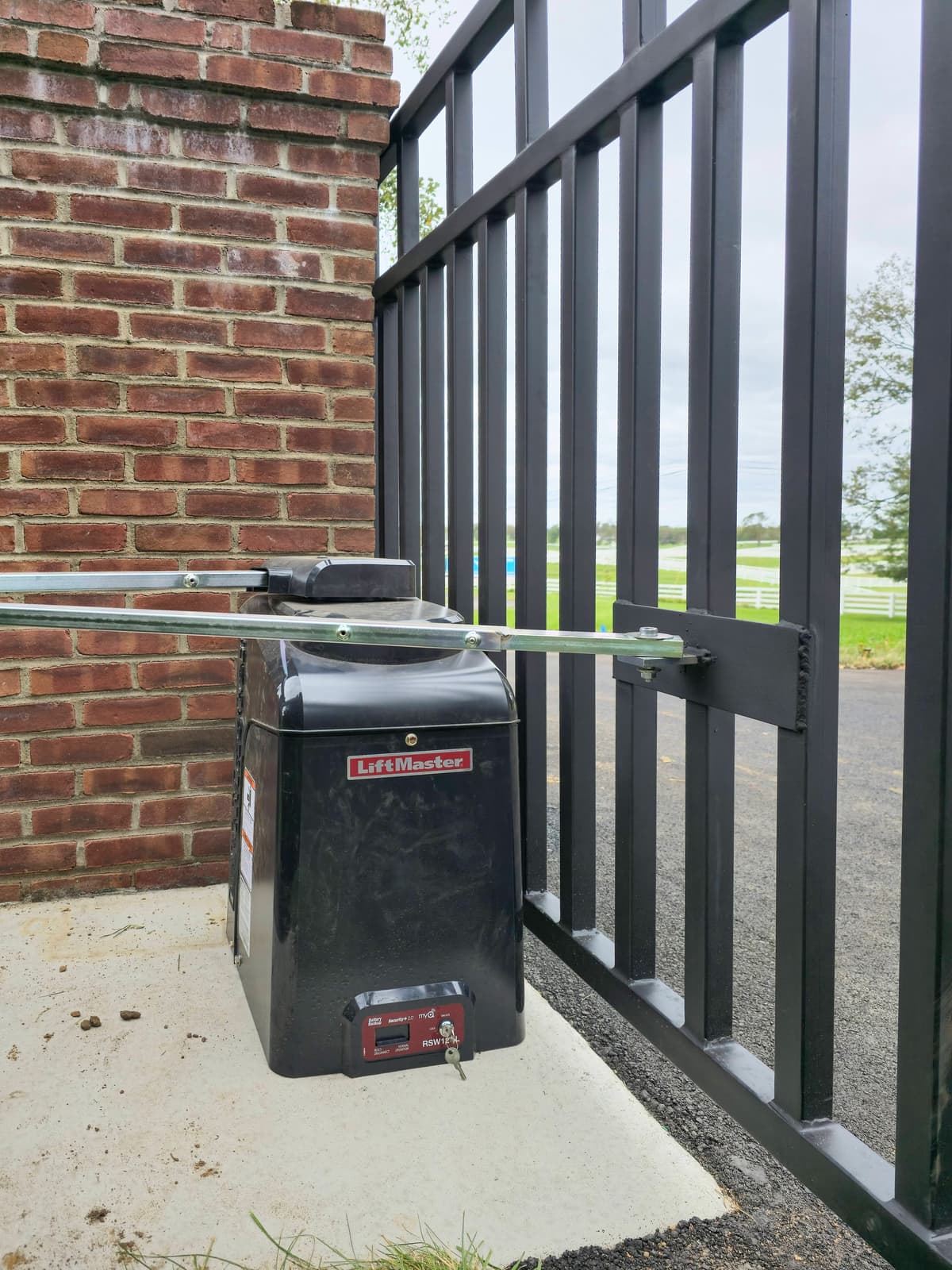 Metal gate fabrication