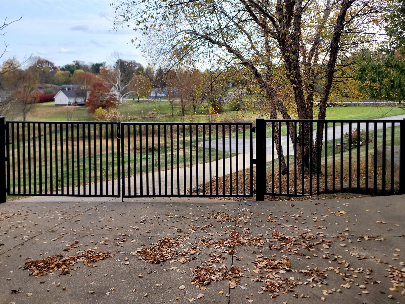 Battery Backup vs. Hardwired Gate Motors: Pros and Cons for Kentucky Properties