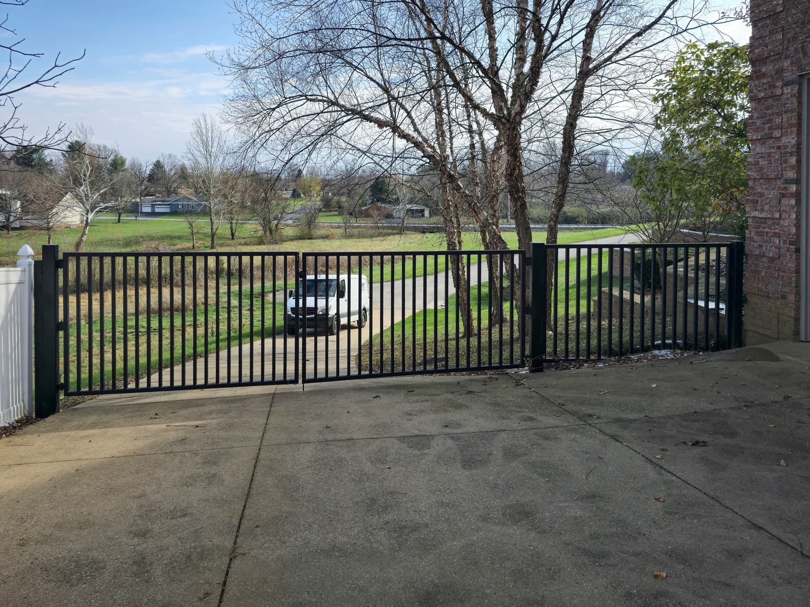 Battery Backup vs. Hardwired Gate Motors: Pros and Cons for Kentucky Properties