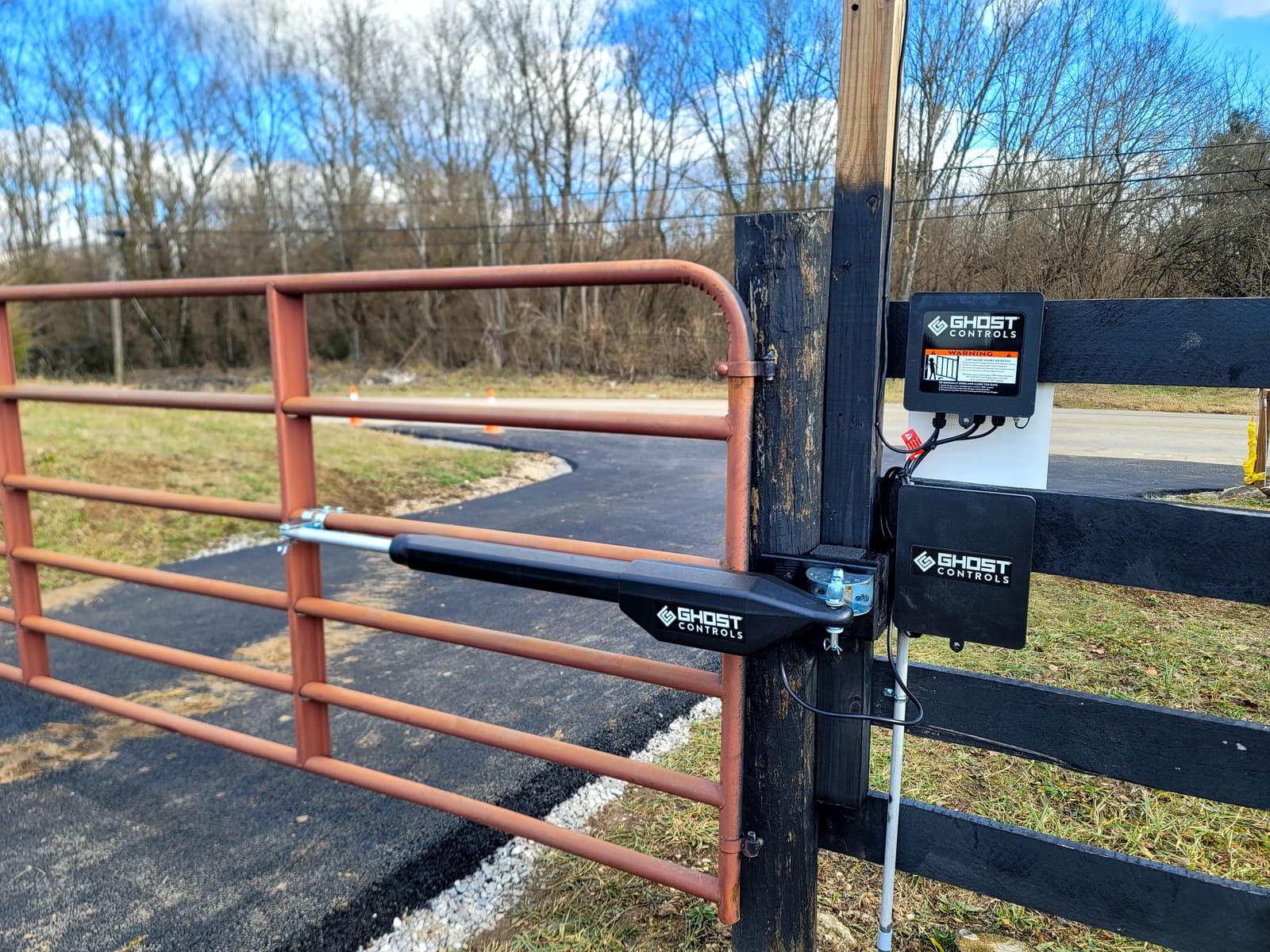 ASB Farm Gate Opener Installation photo in gates work, Central Kentucky.