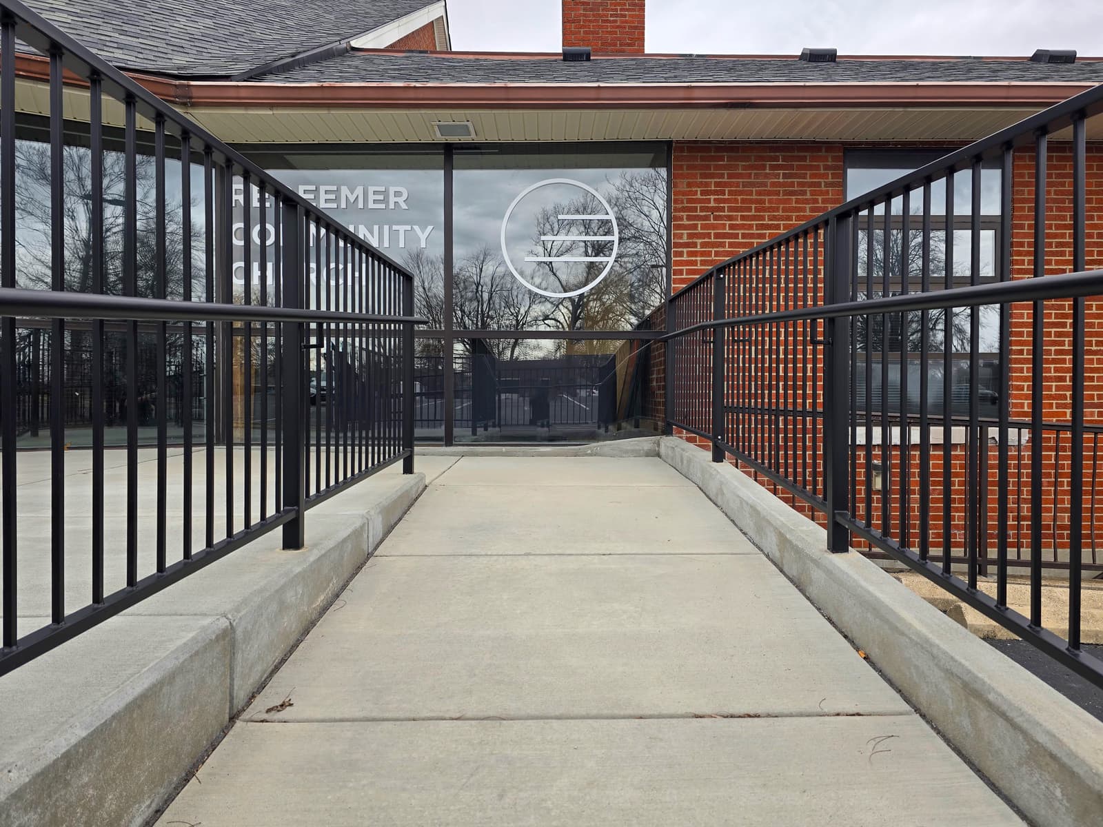 How Sun Exposure Affects Railing Finish Performance Over Time