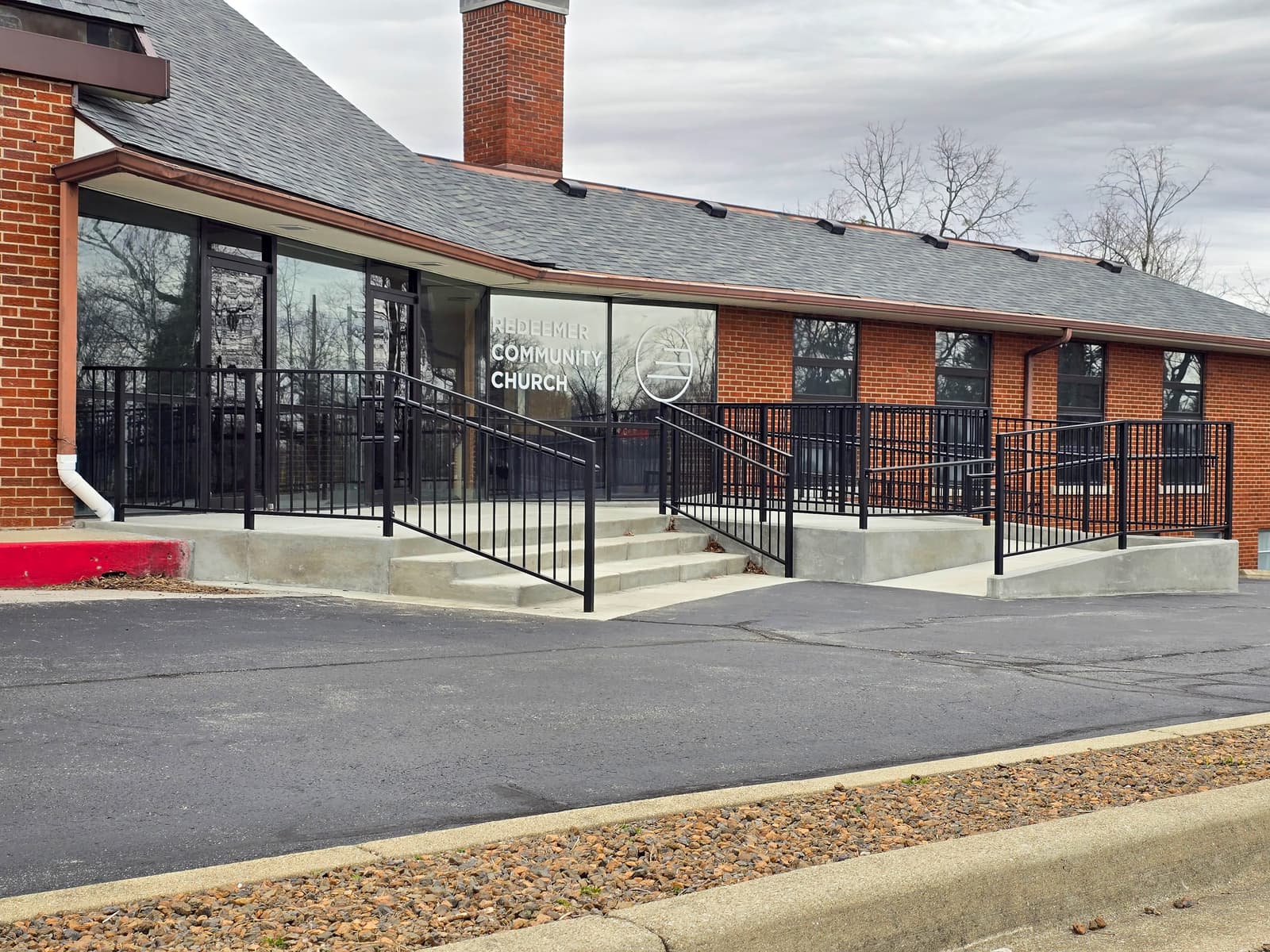 How Sun Exposure Affects Railing Finish Performance Over Time