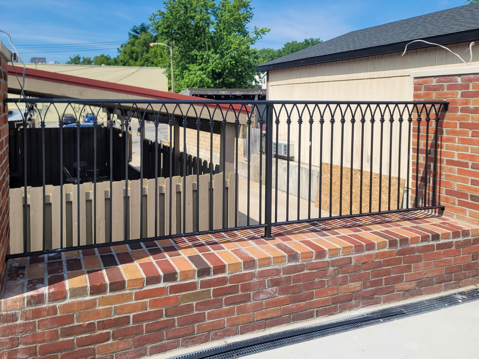 How to Choose the Best Porch Railing for Your Home