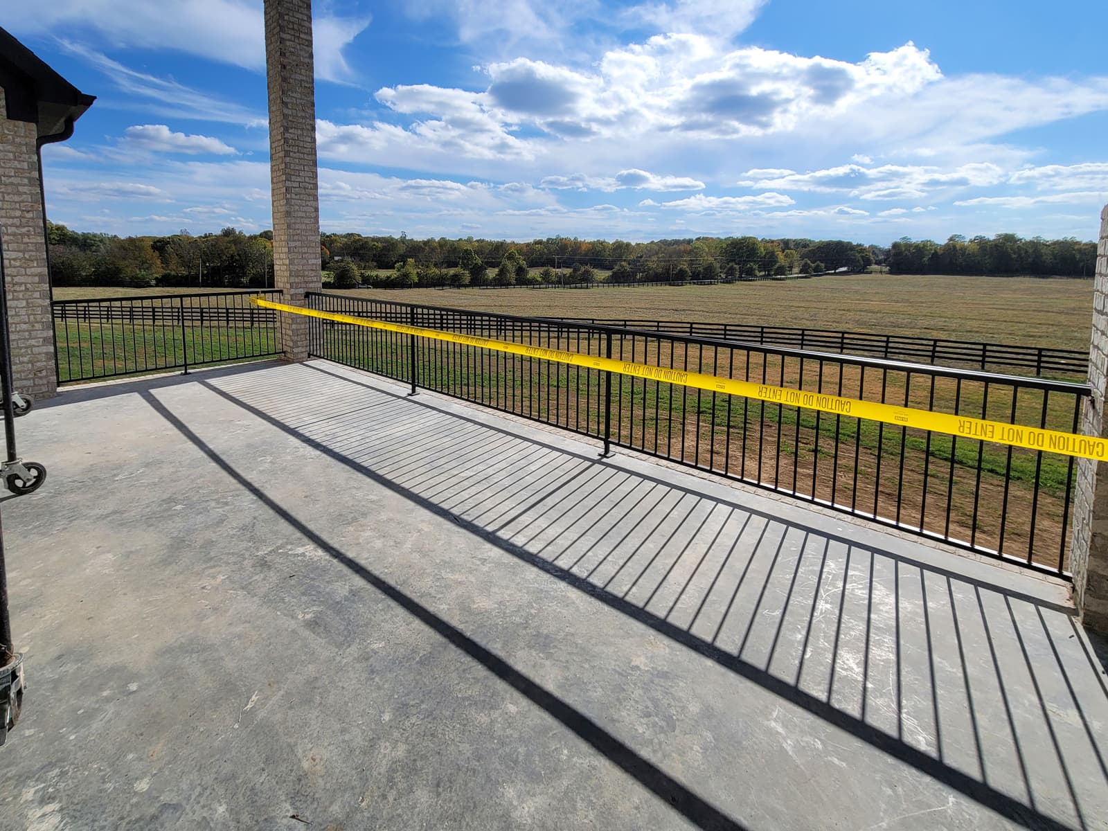 How Sun Exposure Affects Railing Finish Performance Over Time