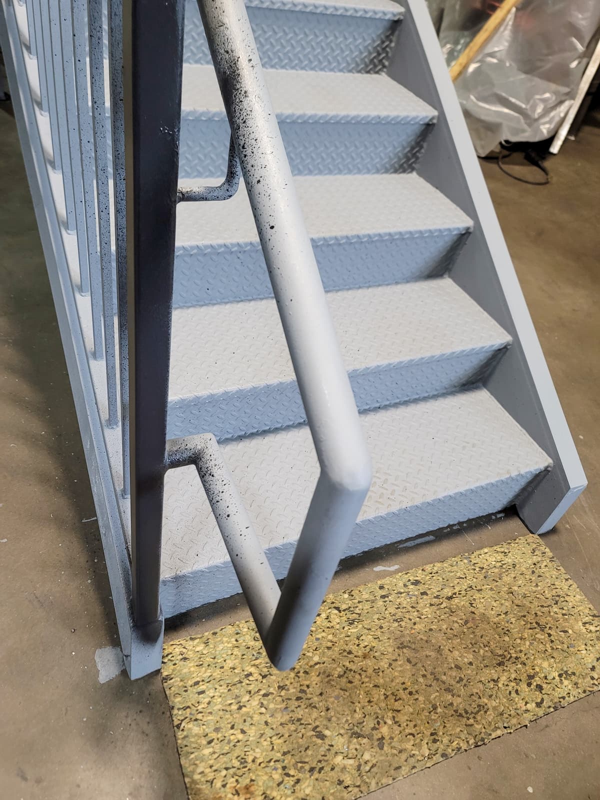 The Hidden Benefits of Metal Staircases for Homes and Businesses