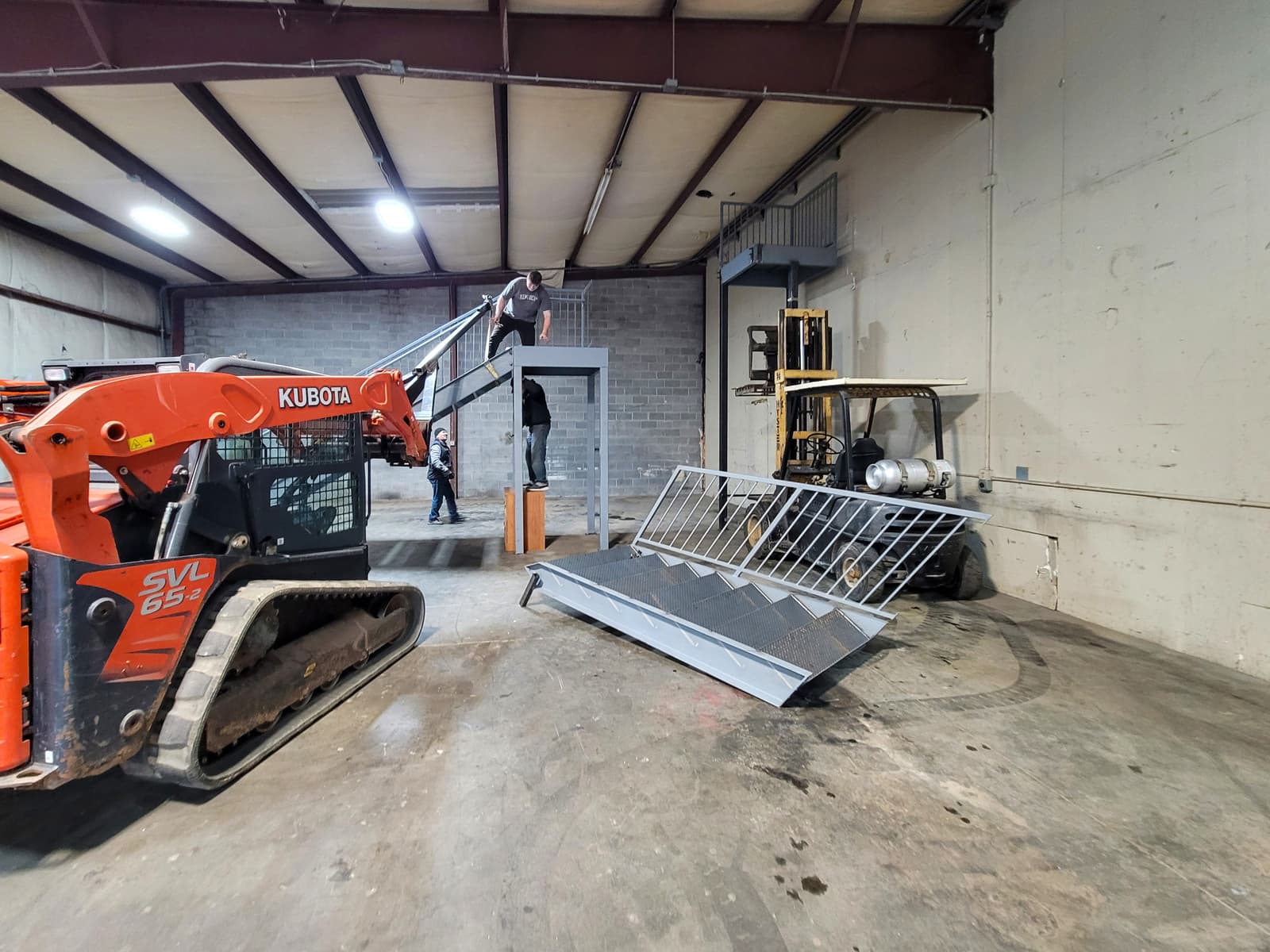 Outdoor Metal Stair Safety: Anti-Slip Treatments & Long-Term Maintenance
